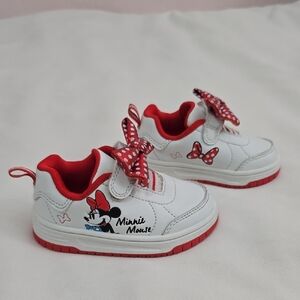 Disney Junior Minnie Mouse Shoes  Size: 4